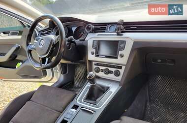 Універсал Volkswagen Passat 2015 в 