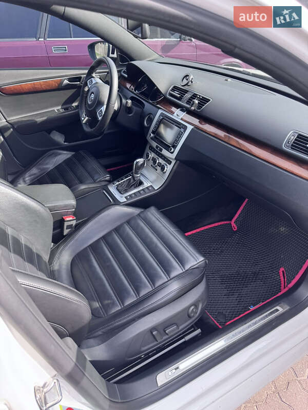 Седан Volkswagen Passat 2013 в Сновську