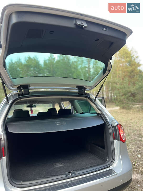 Универсал Volkswagen Passat 2008 в Киеве