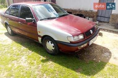 Седан Volkswagen Passat 1994 в 