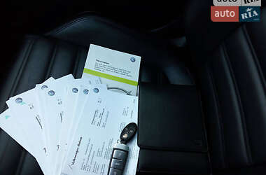 Універсал Volkswagen Passat 2012 в 