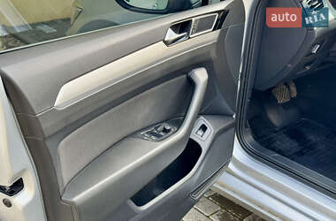Универсал Volkswagen Passat 2015 в 