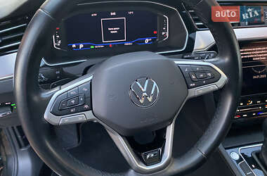 Универсал Volkswagen Passat 2021 в 