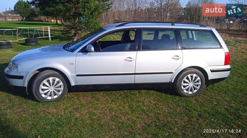 Универсал Volkswagen Passat 2000 в 