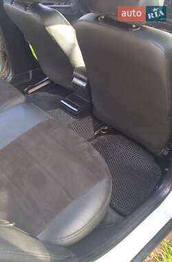 Универсал Volkswagen Passat 2000 в 