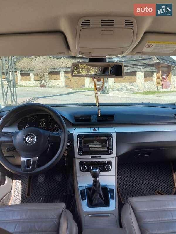Універсал Volkswagen Passat 2009 в Стрию