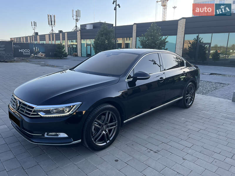 Седан Volkswagen Passat 2018 в 