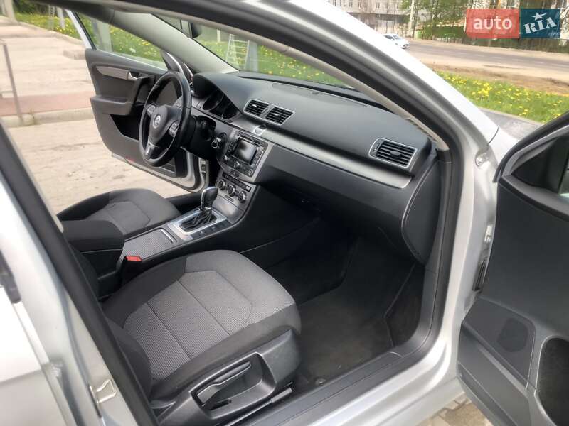 Универсал Volkswagen Passat 2014 в Львове фото 25 Универсал Volkswagen Passat 2014 в Львове