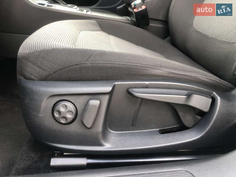 Универсал Volkswagen Passat 2014 в Львове фото 35 Универсал Volkswagen Passat 2014 в Львове