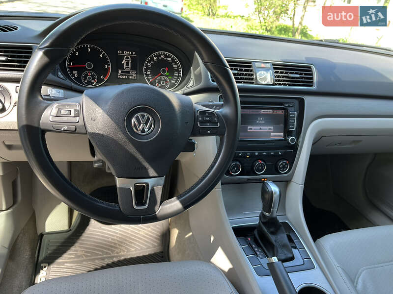 Седан Volkswagen Passat 2014 в Полтаве фото 10 Седан Volkswagen Passat 2014 в Полтаве