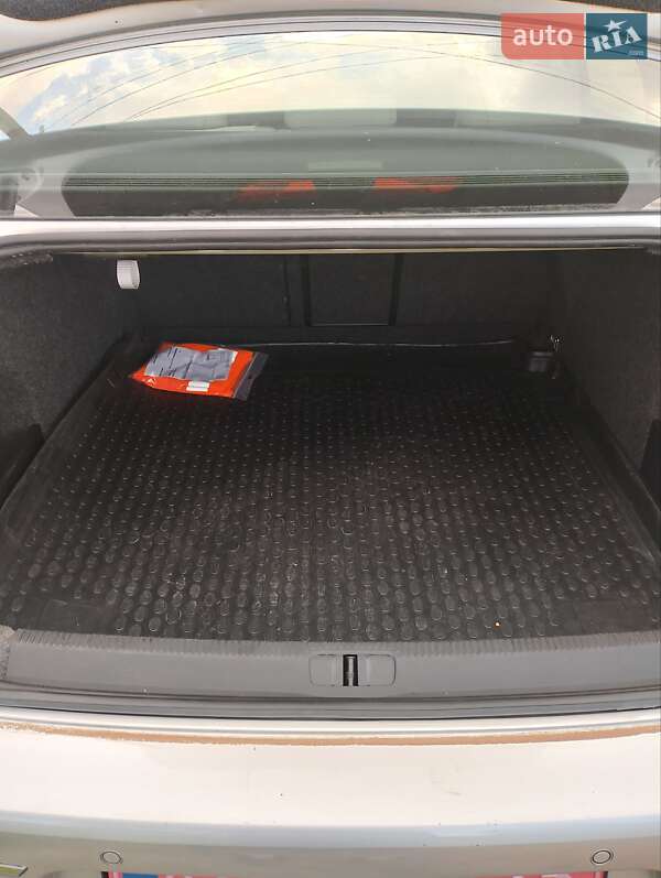Седан Volkswagen Passat 2006 в Запорожье