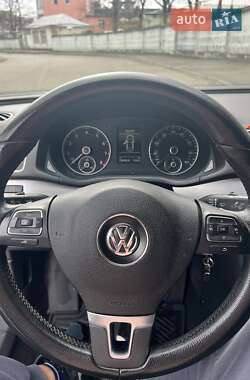 Седан Volkswagen Passat 2012 в 