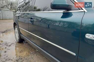 Універсал Volkswagen Passat 2001 в 