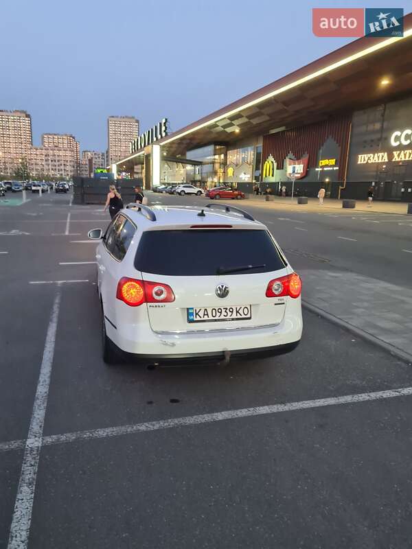 Універсал Volkswagen Passat 2010 в Києві