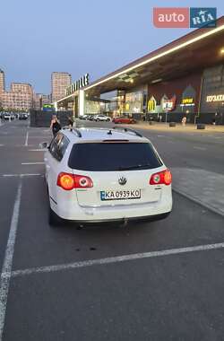 Универсал Volkswagen Passat 2010 в 