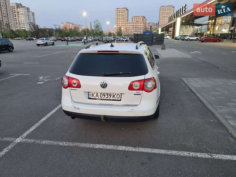 Універсал Volkswagen Passat 2010 в Києві