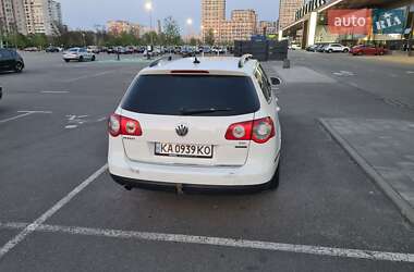 Универсал Volkswagen Passat 2010 в 