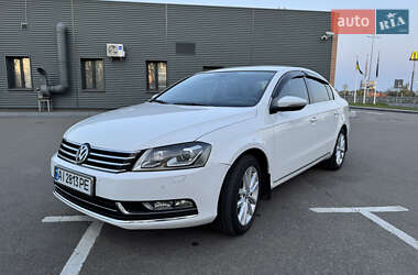 Седан Volkswagen Passat 2011 в 