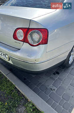 Седан Volkswagen Passat 2007 в 