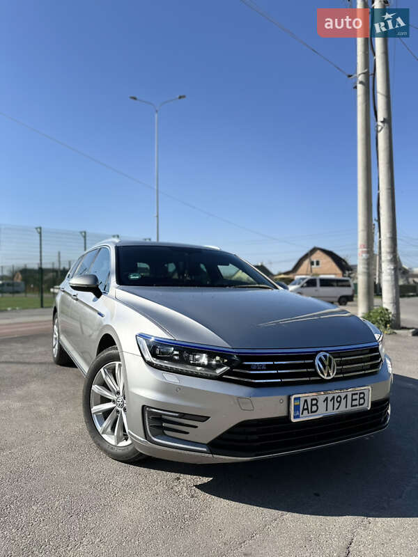Универсал Volkswagen Passat 2016 в Виннице