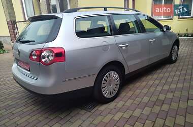 Універсал Volkswagen Passat 2010 в 