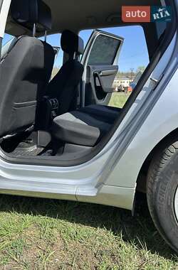 Универсал Volkswagen Passat 2012 в 