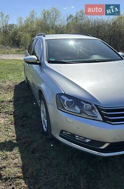 Универсал Volkswagen Passat 2012 в 