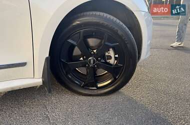 Седан Volkswagen Passat 2015 в 