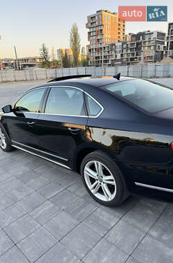 Седан Volkswagen Passat 2014 в 