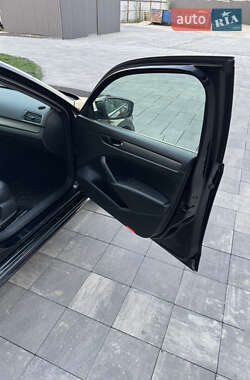 Седан Volkswagen Passat 2014 в 