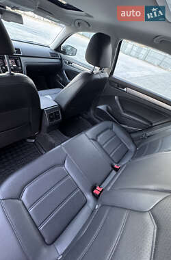 Седан Volkswagen Passat 2014 в 