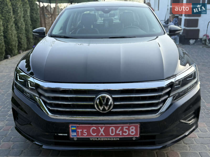 Седан Volkswagen Passat 2021 в Ровно