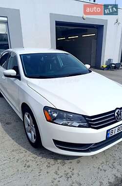Седан Volkswagen Passat 2013 в 