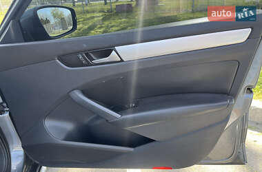 Седан Volkswagen Passat 2013 в 