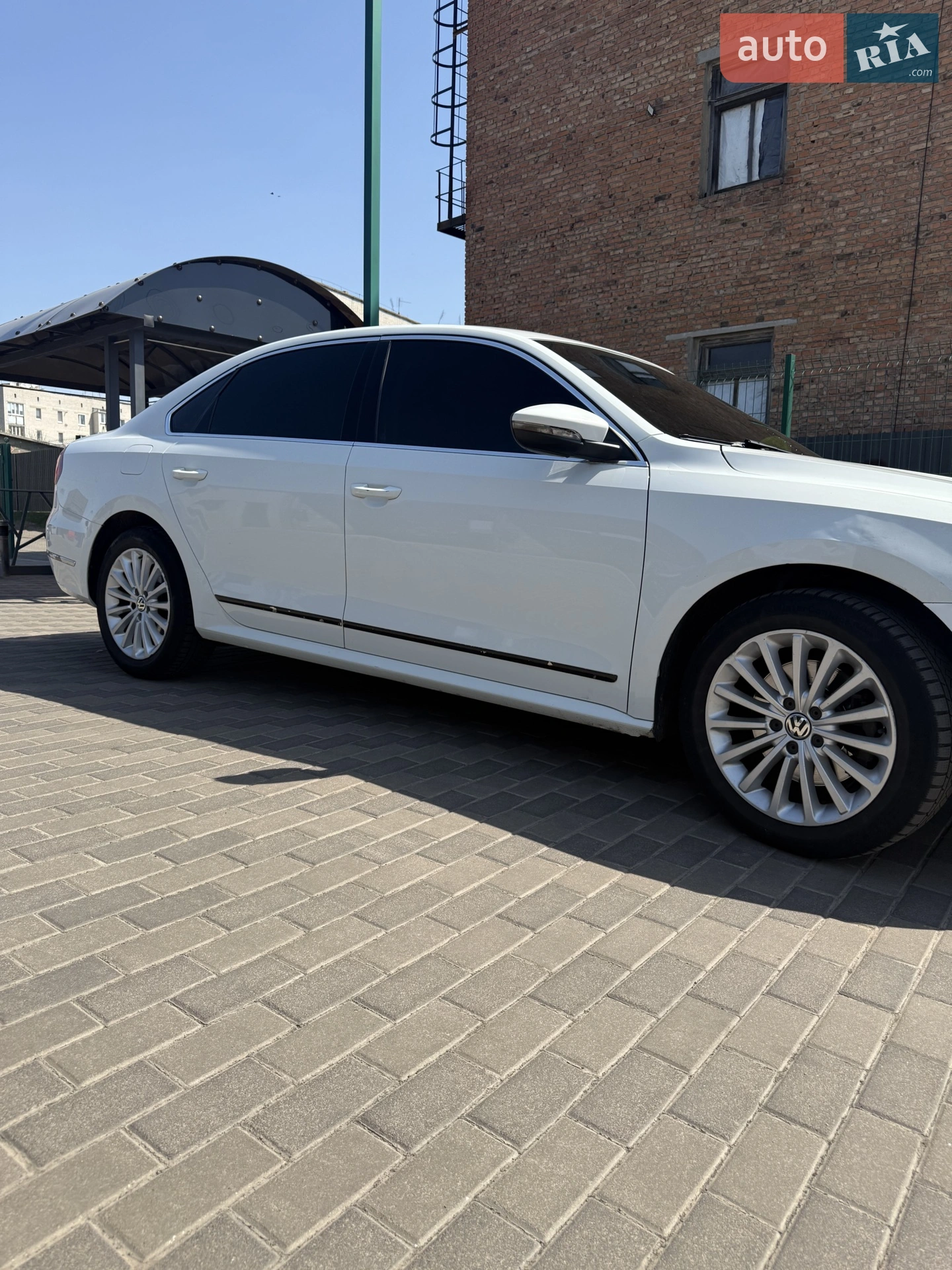 2016 Volkswagen Passat - мініатюра 3