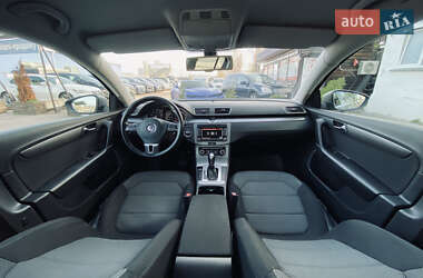 Седан Volkswagen Passat 2011 в 