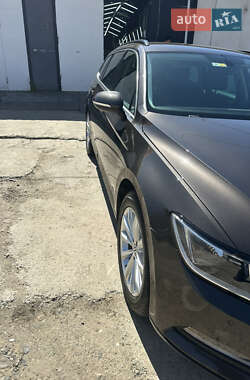 Универсал Volkswagen Passat 2016 в 