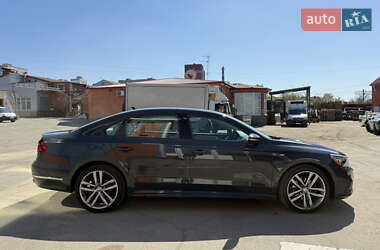 Седан Volkswagen Passat 2017 в 