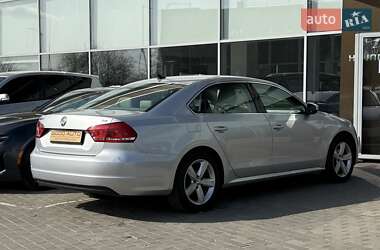Седан Volkswagen Passat 2015 в 