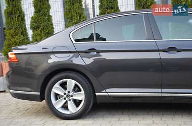 Седан Volkswagen Passat 2020 в 