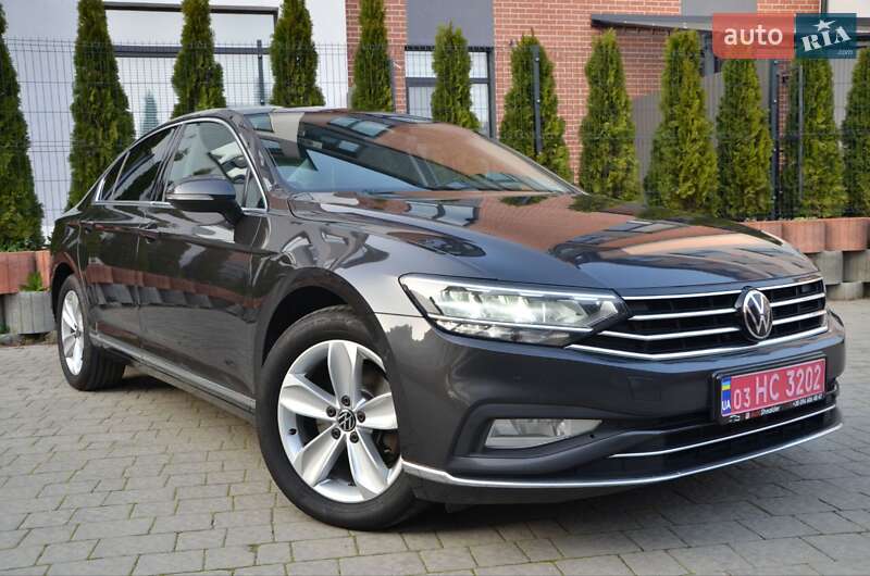 Седан Volkswagen Passat 2020 в 