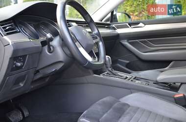 Седан Volkswagen Passat 2020 в 
