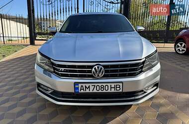 Седан Volkswagen Passat 2017 в Києві