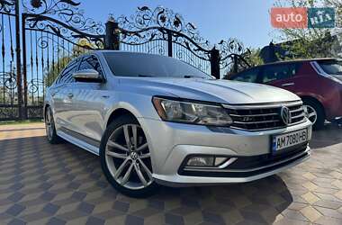 Седан Volkswagen Passat 2017 в Києві