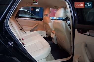 Седан Volkswagen Passat 2015 в 