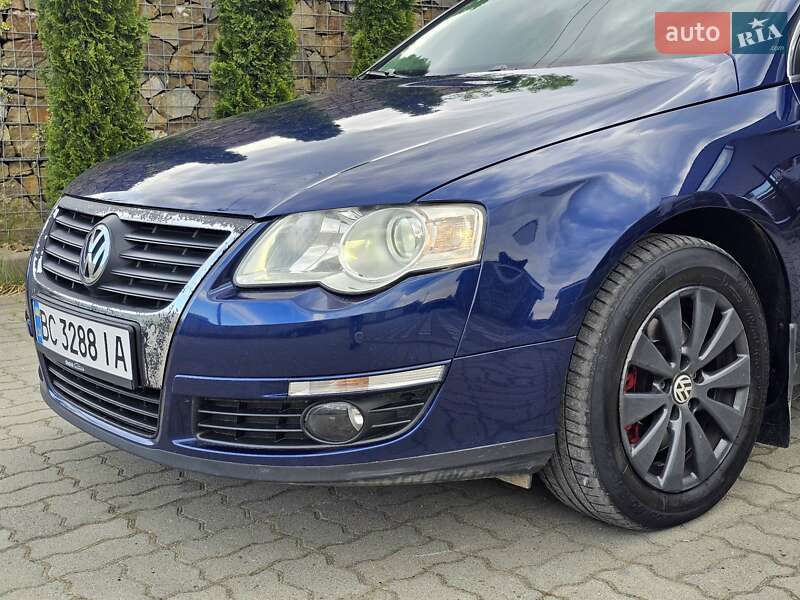 Универсал Volkswagen Passat 2009 в Стрые