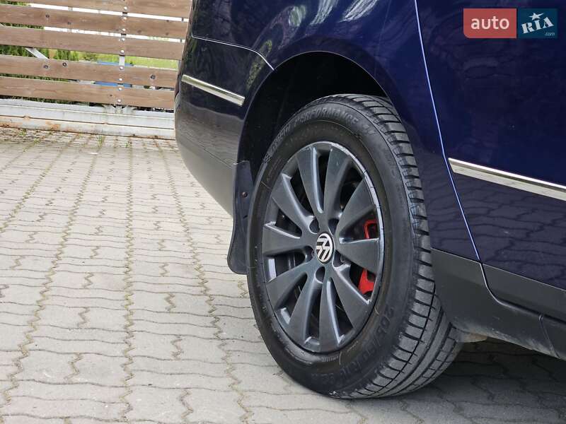 Универсал Volkswagen Passat 2009 в Стрые