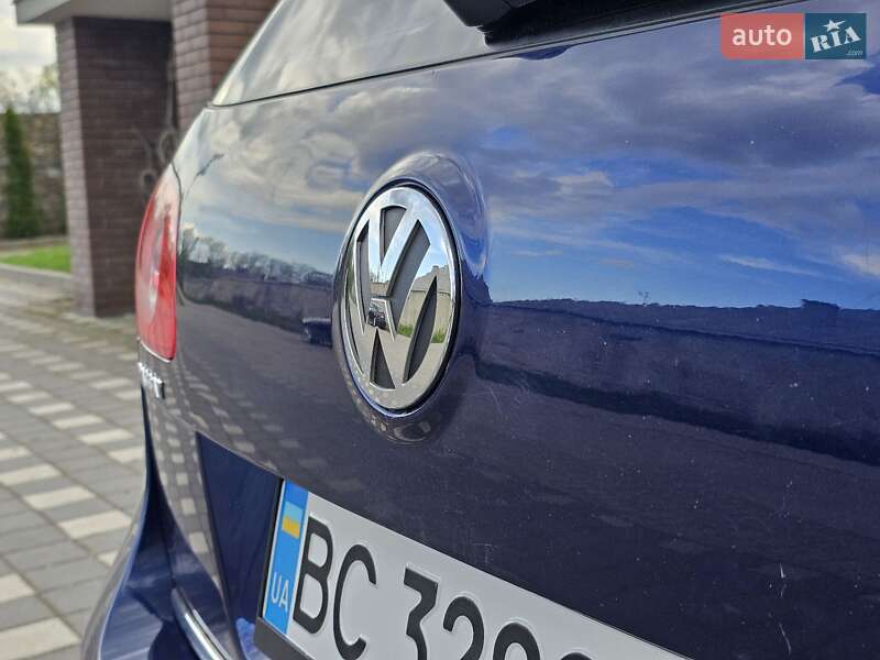 Универсал Volkswagen Passat 2009 в Стрые