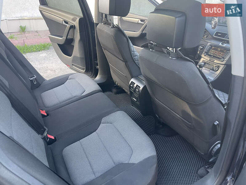 Универсал Volkswagen Passat 2011 в Виннице