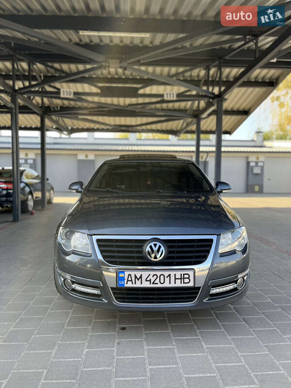 Седан Volkswagen Passat 2008 в Житомирі